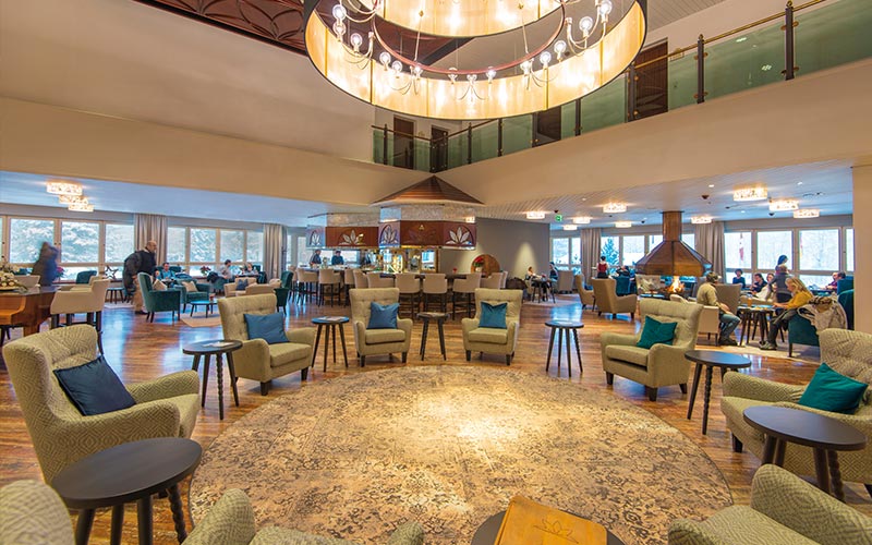 Hotellobby mit Sesselkreis - Corporate Design Cesta Grand Hotel