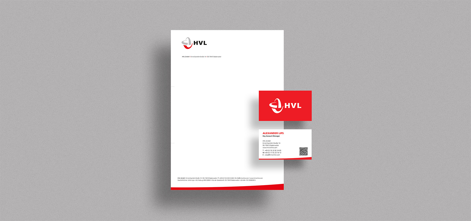 Ansicht des Briefpapiers und der Vorder- und Rückseite der Visitenkarte von HVL