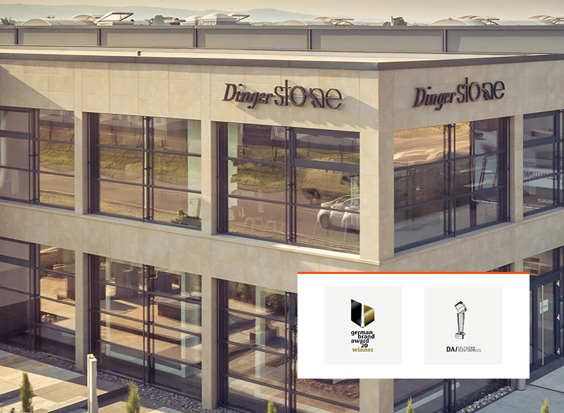 Ansicht der Fassade von Dinger Stone mit Awards