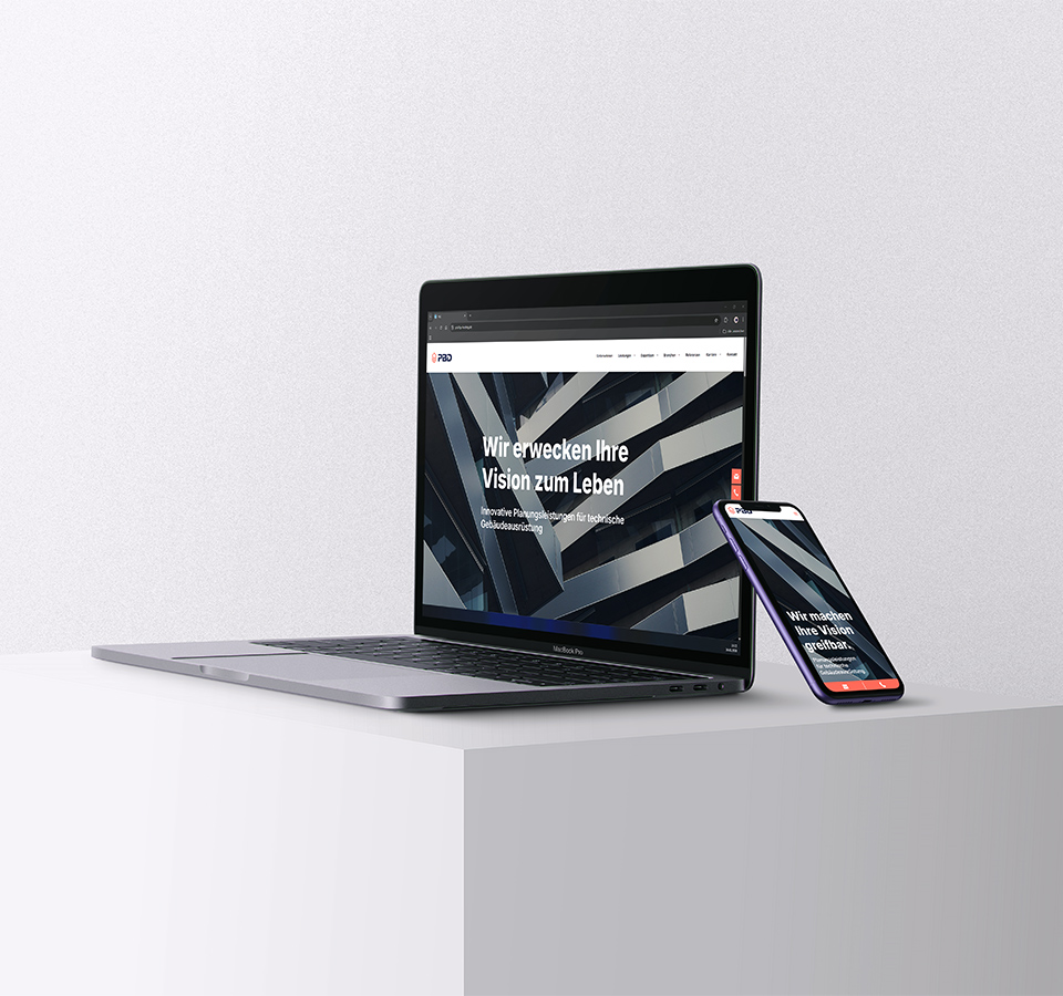 Abbildung der Webseite von PBD auf einem Laptop und einem Smartphone.